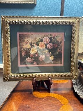 Vintage Style Gold Framed Floral Wall Art | Home Interiors | 12” x 10”